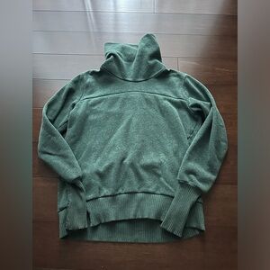 Alo Funnel Neck Hoodie